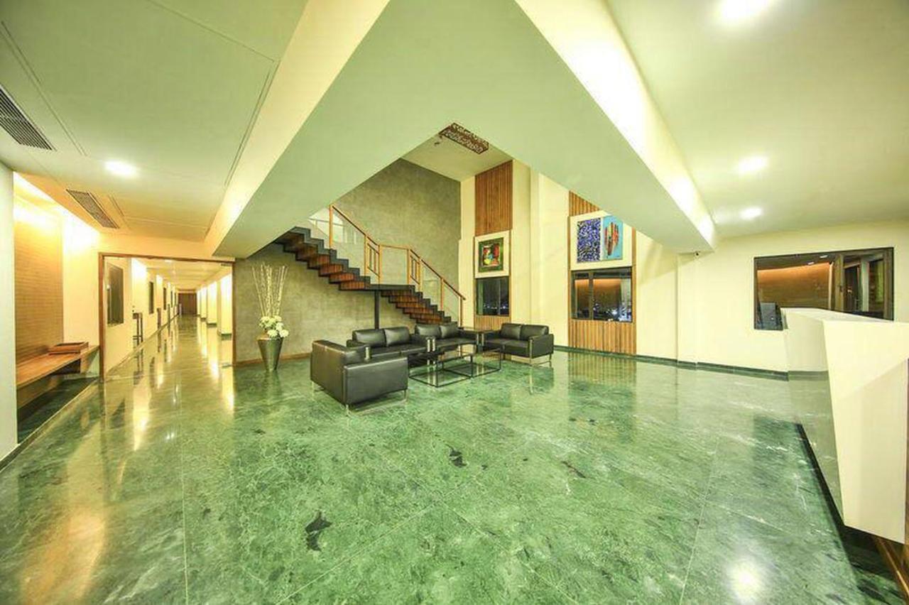 Fabhotel Flora Vastral Ahmedabad Exterior foto