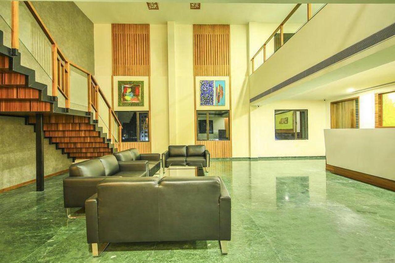 Fabhotel Flora Vastral Ahmedabad Exterior foto