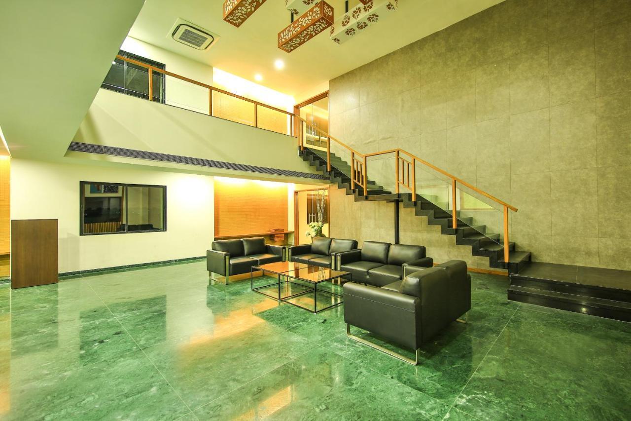 Fabhotel Flora Vastral Ahmedabad Exterior foto