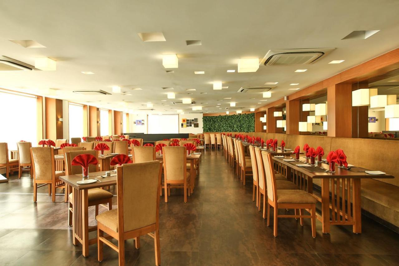 Fabhotel Flora Vastral Ahmedabad Exterior foto