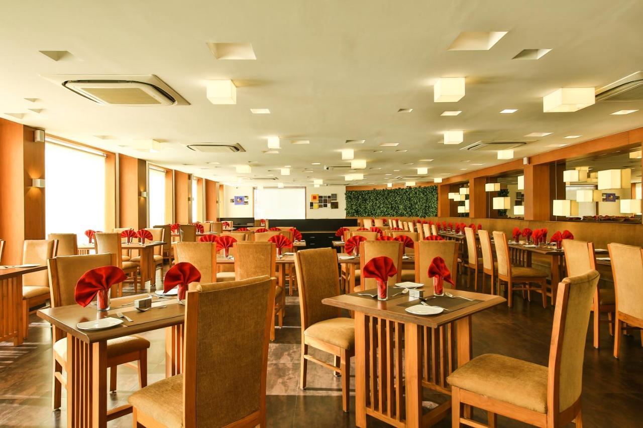 Fabhotel Flora Vastral Ahmedabad Exterior foto