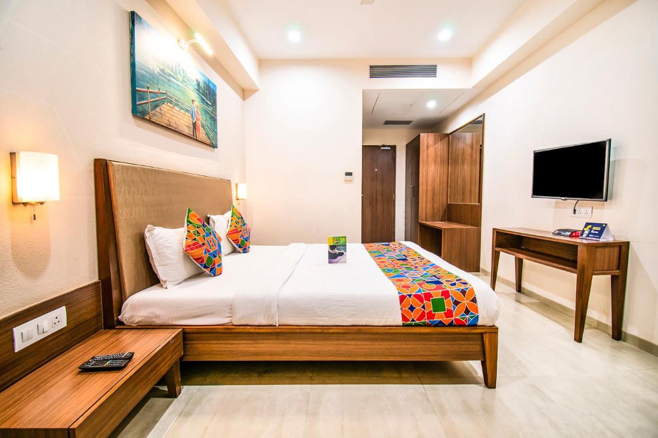 Fabhotel Flora Vastral Ahmedabad Exterior foto